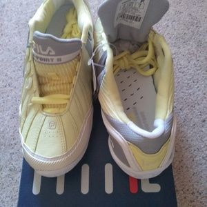 Fila ladies new size 81/2 med tennis shoes
